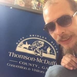 Meet your Posher, Christopher